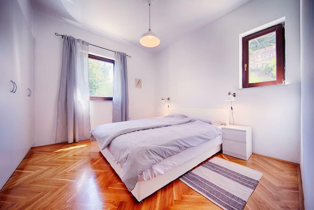 Apartamento Luceissa Vis Exterior foto