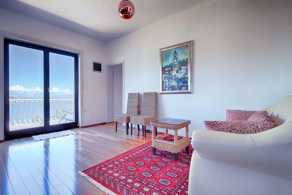Apartamento Luceissa Vis Exterior foto