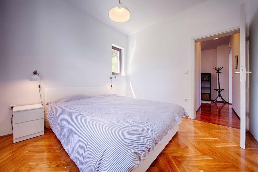 Apartamento Luceissa Vis Exterior foto