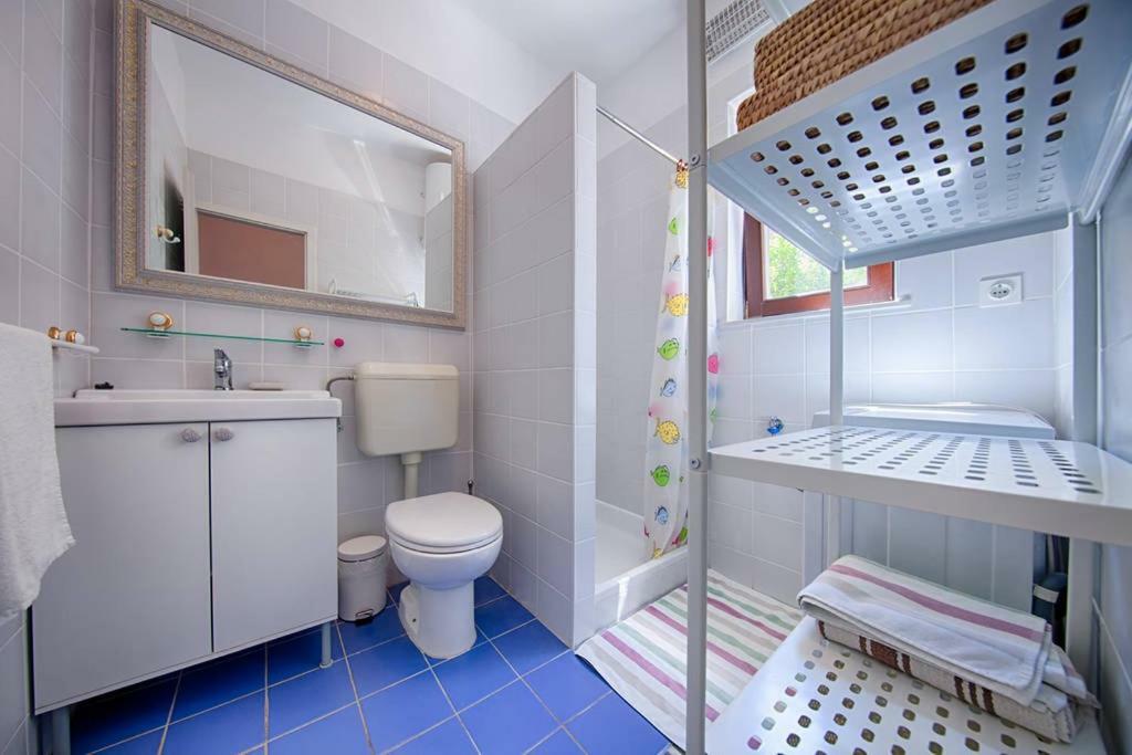Apartamento Luceissa Vis Exterior foto